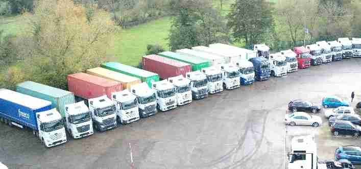 Professional UK truck workshop facility